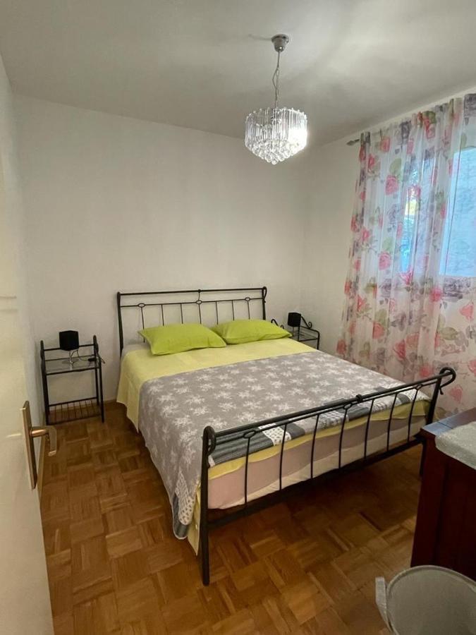 Apartments Antonija Punta Skala Next To Falkensteiner Resort ペトルチャネ エクステリア 写真