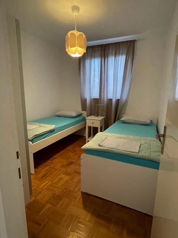 Apartments Antonija Punta Skala Next To Falkensteiner Resort ペトルチャネ エクステリア 写真
