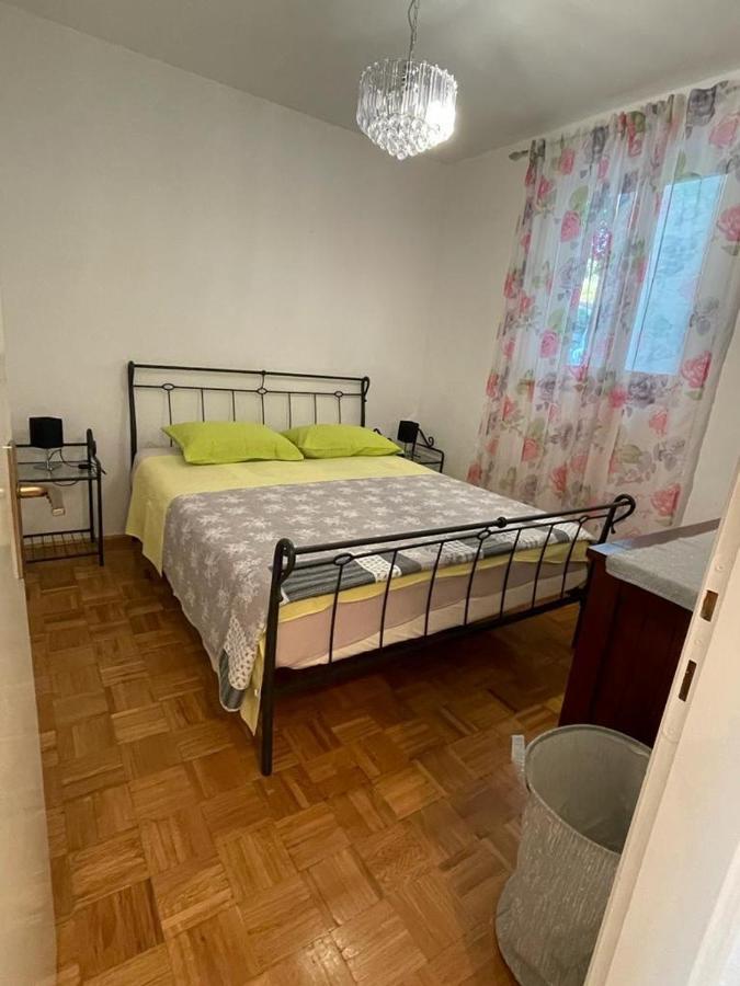 Apartments Antonija Punta Skala Next To Falkensteiner Resort ペトルチャネ エクステリア 写真