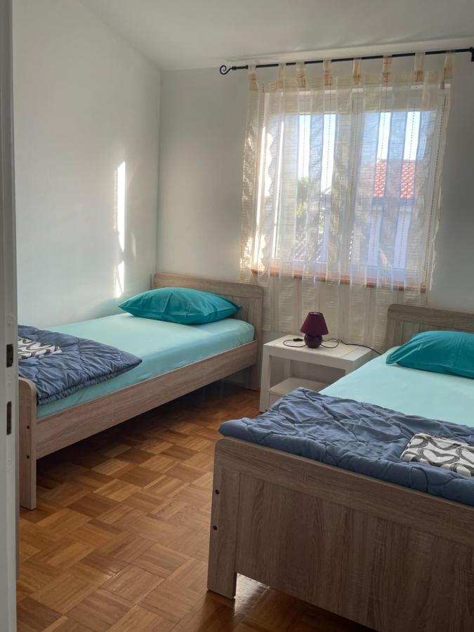 Apartments Antonija Punta Skala Next To Falkensteiner Resort ペトルチャネ エクステリア 写真