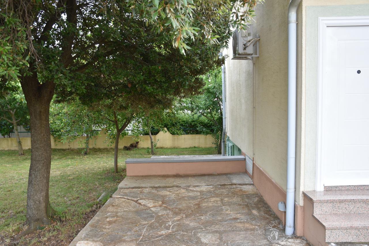 Apartments Antonija Punta Skala Next To Falkensteiner Resort ペトルチャネ エクステリア 写真